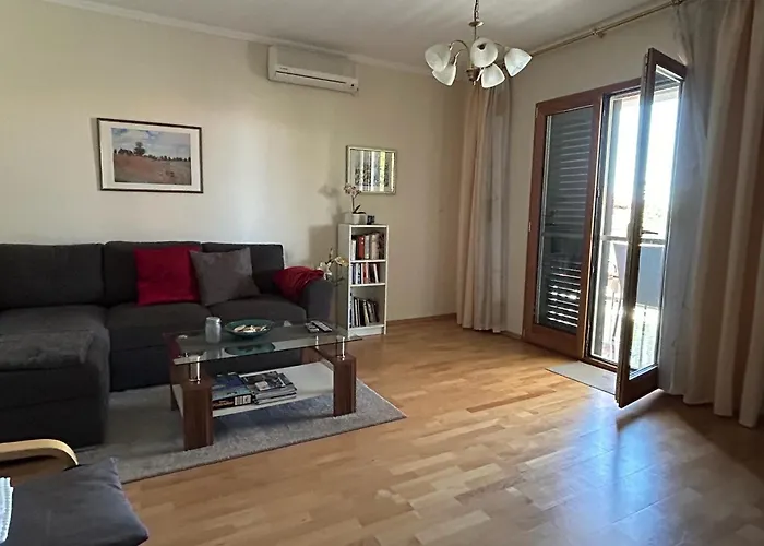 Holiday Home Villa Romantica